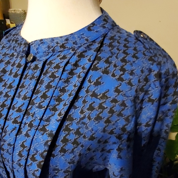 Distorted Houndstooth Shirt - Picture 2 of 7